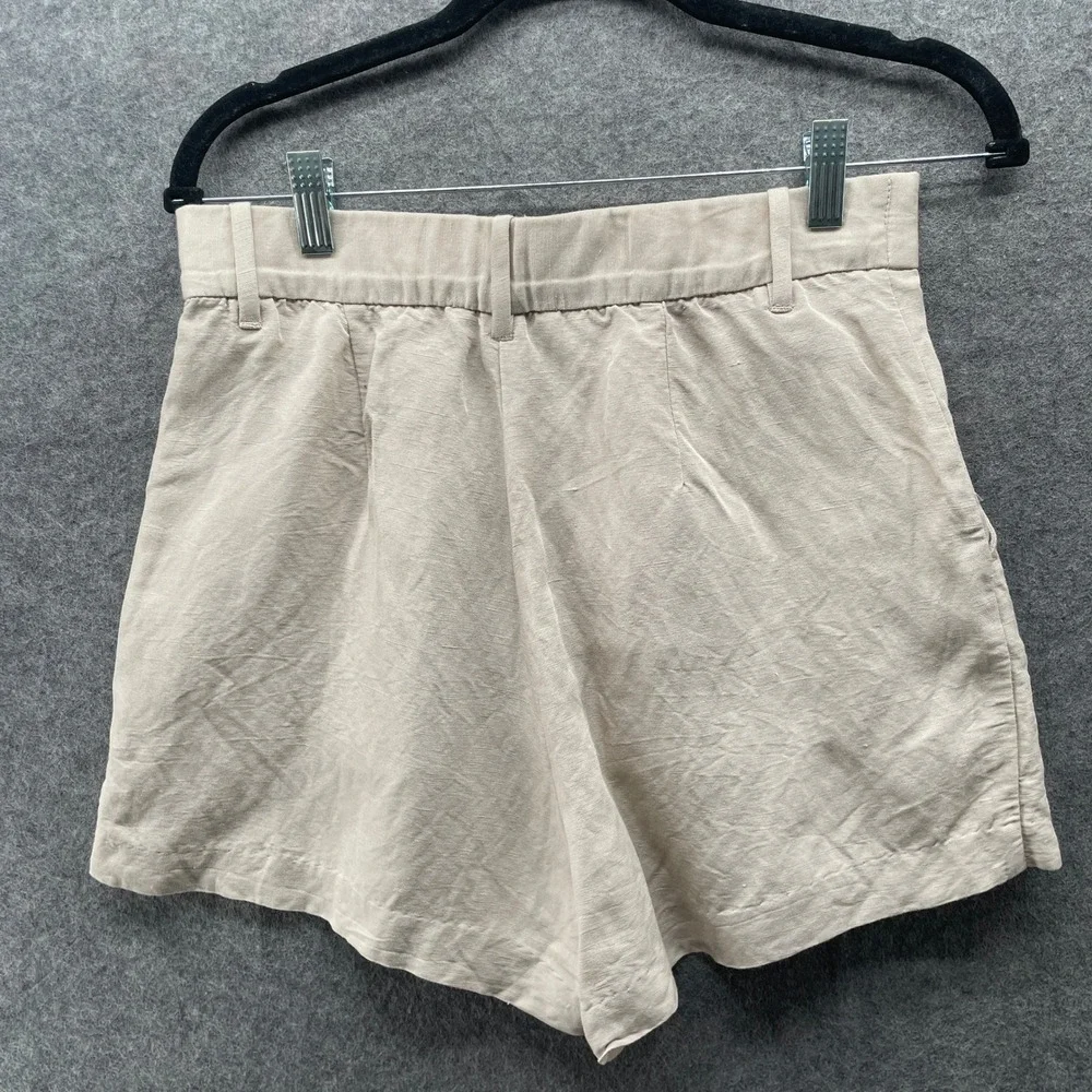 H&M Pleated High Rise‎ Linen Blend Dress Shorts Womens 8 Beige Tailored